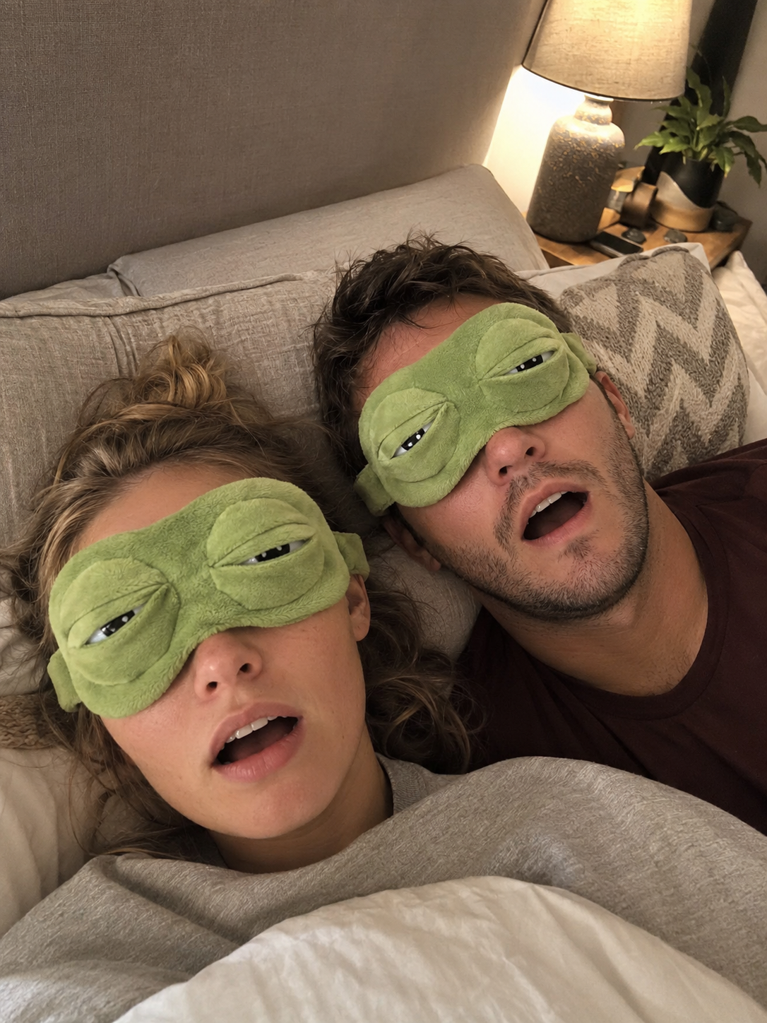 FrogMask™ | Viral Frog Sleep Mask